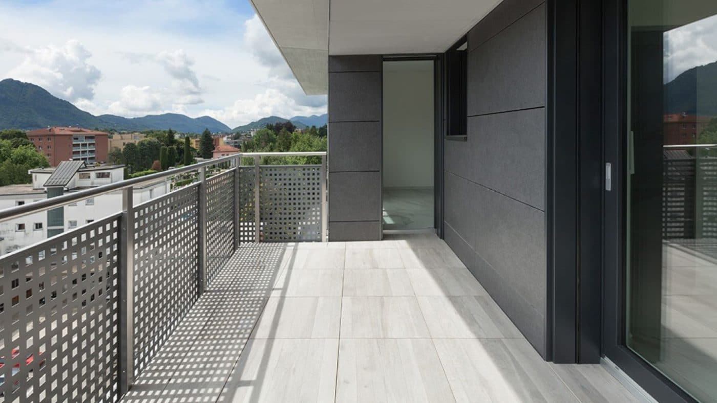 California Balcony Regulations