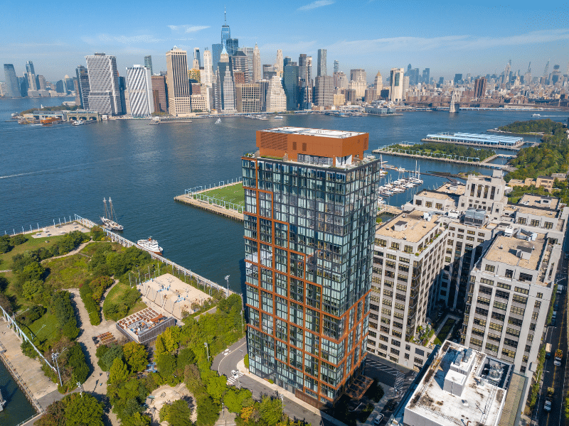 Pier 6 Brooklyn Bridge Park Apartments header