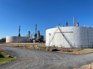 Petroleum Refinery Explosion and Fire 800x600