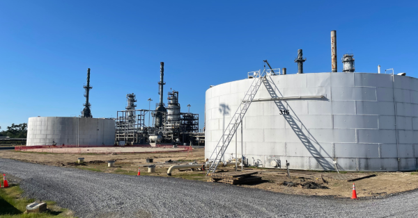 Petroleum Refinery Explosion and Fire