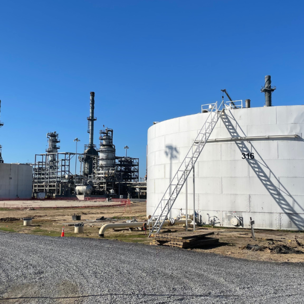 Petroleum Refinery Explosion and Fire